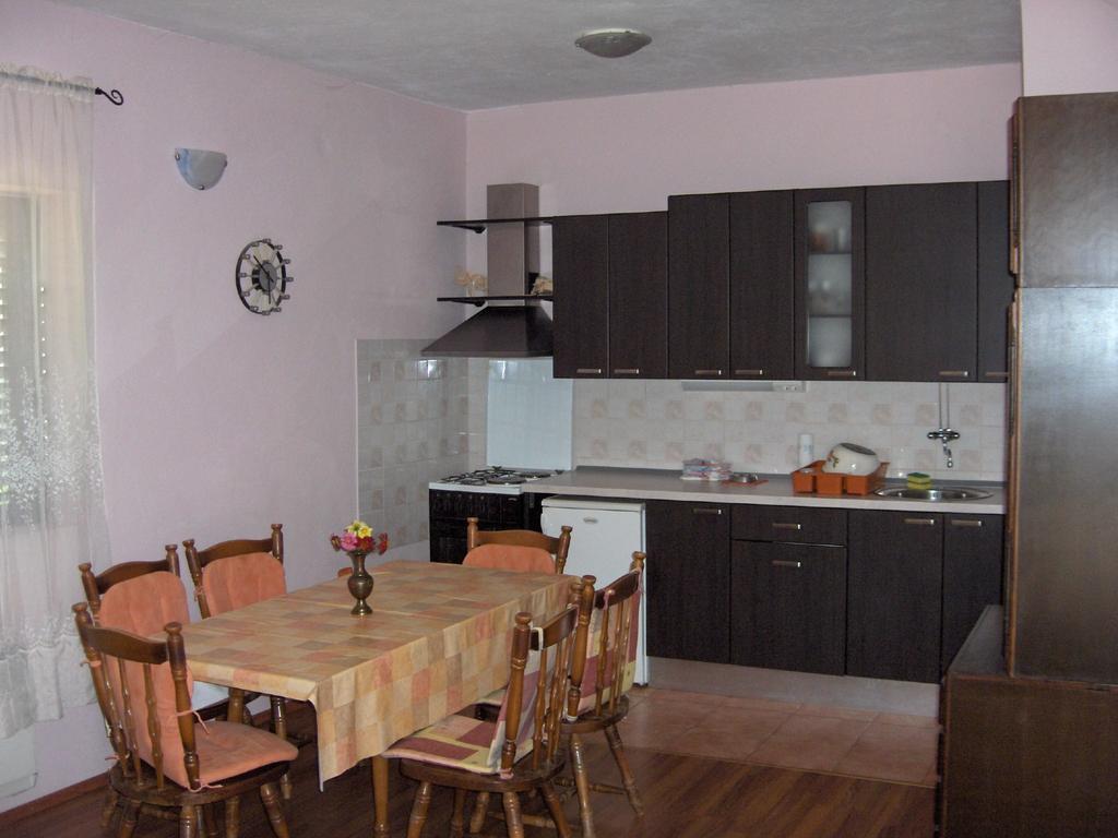 Apartment Raslina Room photo